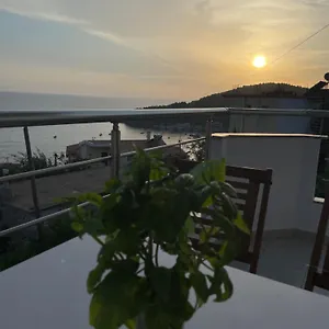 Gasthof Tasos, Himarë